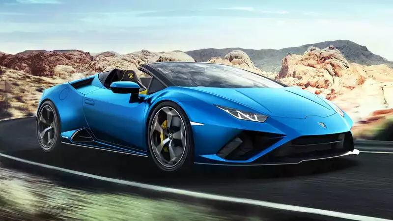 Rear-wheel drive has been added for the Lamborghini Huracán Evo Spyder.