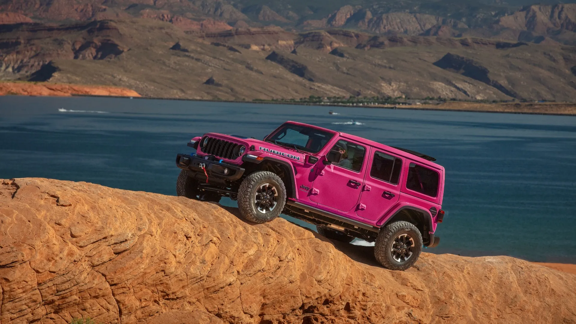 Jeep Wrangler Tuscadero Returns for Those Who Love to Shine