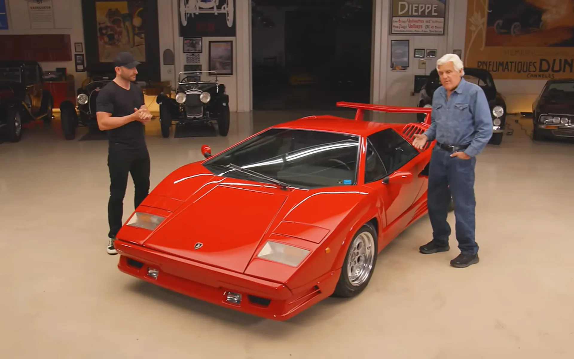 Lamborghini Countach 25th Anniversary Edition stops by Jay Leno's Garage