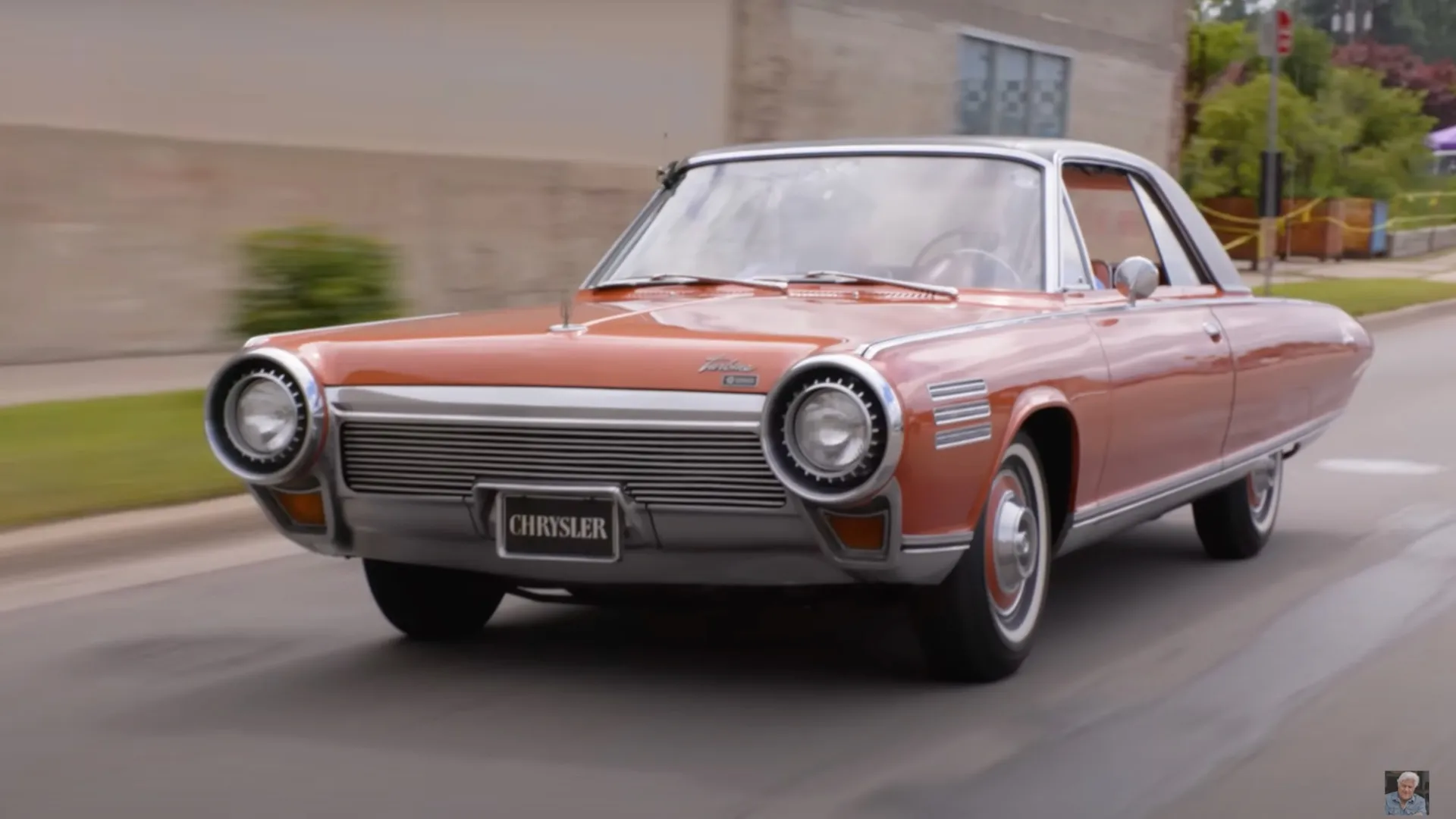 Jay Leno rebuilds engine for Chrysler Turbine Car